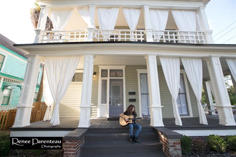 Porchfest Photo With Renee Credit